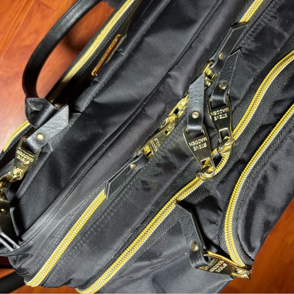 Steve Madden suitcase - Picture 7 of 16